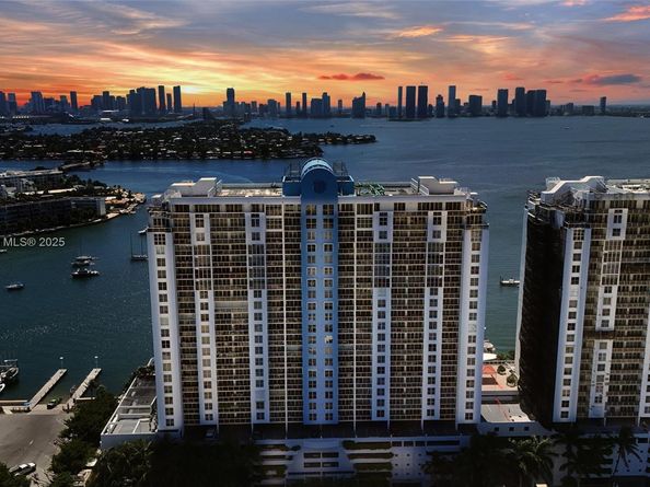1800 Sunset Harbour Dr 1003, Miami Beach FL 33139