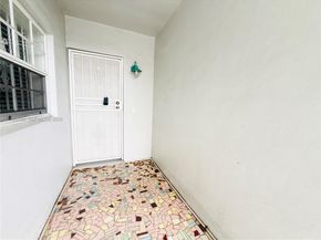 555 SW 16th Ave 11, Miami FL 33135