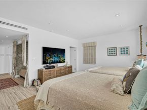 4925 Collins Ave 4A, Miami Beach FL 33140