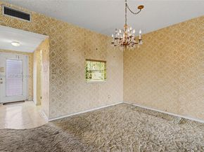 1020 Country Club Dr 305, Margate FL 33063