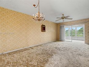 1020 Country Club Dr 305, Margate FL 33063