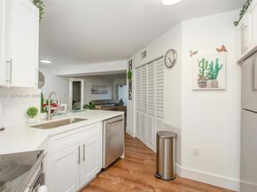 6292 NW 186th St 107, Hialeah FL 33015