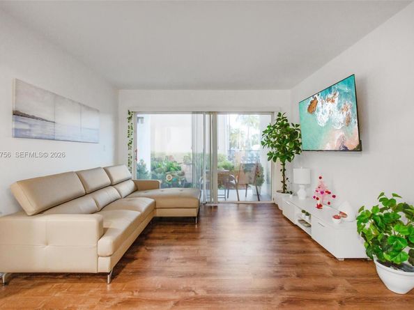 6292 NW 186th St 107, Hialeah FL 33015