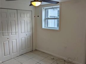 6130 SW 32nd St, Miramar FL 33023