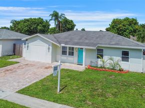 960 SW 83rd Ave, North Lauderdale FL 33068