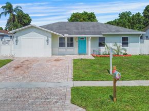 960 SW 83rd Ave, North Lauderdale FL 33068