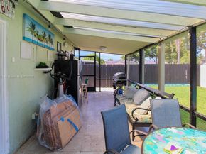 960 SW 83rd Ave, North Lauderdale FL 33068