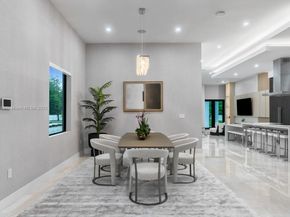 80 NW 129th Ave, Miami FL 33182