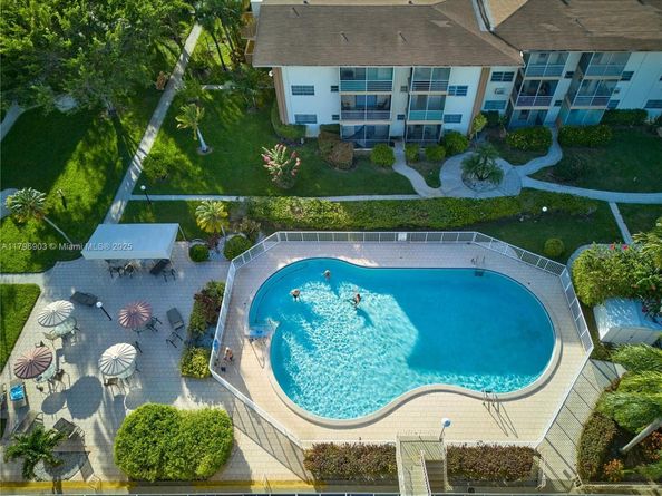 16900 NE 14th Ave 201, North Miami Beach FL 33162