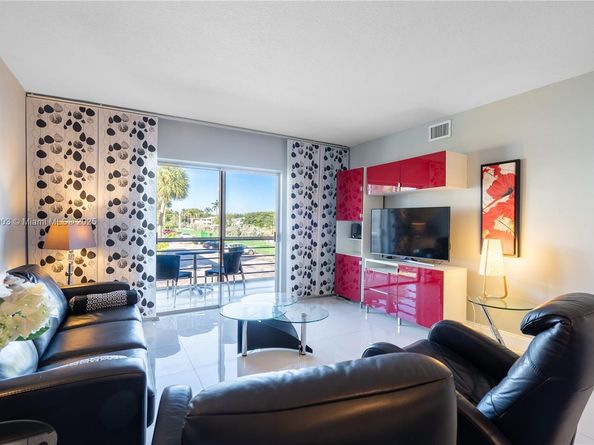 16900 NE 14th Ave 201, North Miami Beach FL 33162