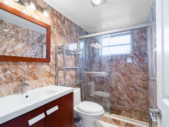 16900 NE 14th Ave 201, North Miami Beach FL 33162