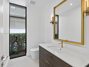 620 Solar Isle Dr, Fort Lauderdale FL 33301