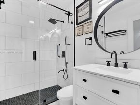 15555 SW 57th Ter, Miami FL 33193