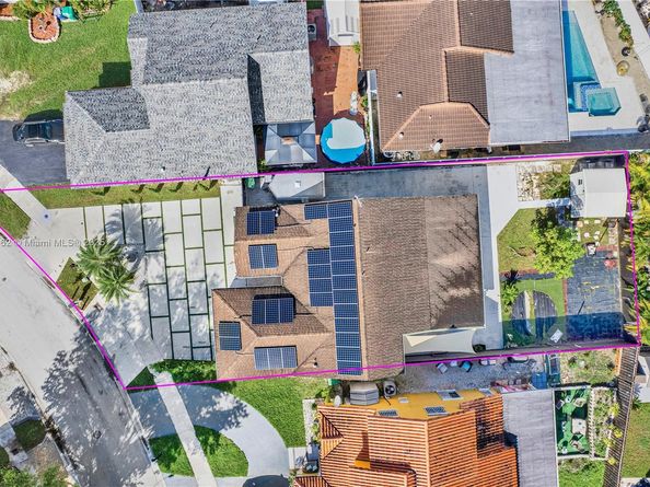 15555 SW 57th Ter, Miami FL 33193