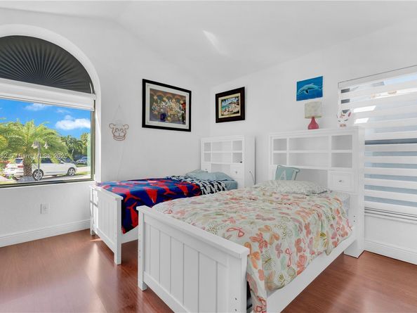 15555 SW 57th Ter, Miami FL 33193