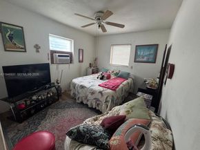 3651 SW 40th Ave, West Park FL 33023