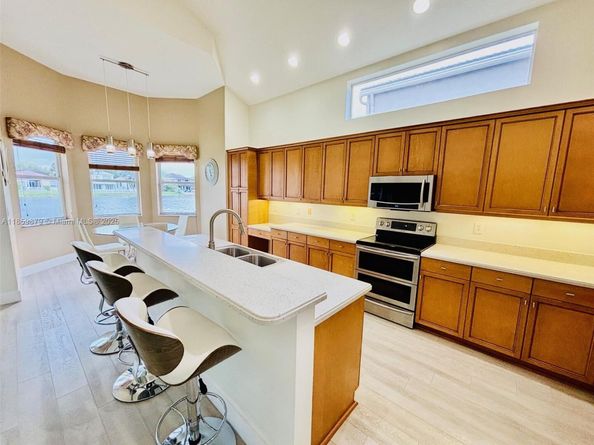 5044 SW 164th Ave, Miramar FL 33027
