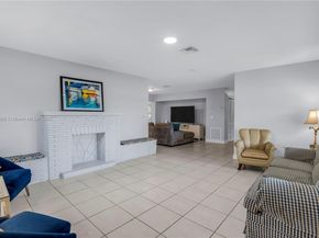312 NW 35th St, Oakland Park FL 33309