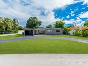 312 NW 35th St, Oakland Park FL 33309