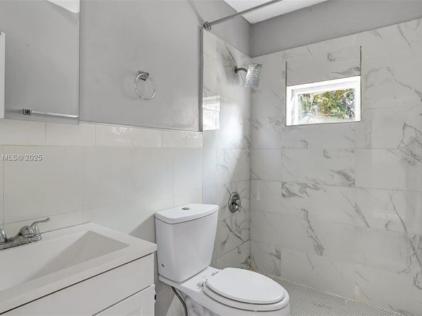 1240 SW 32nd Ave, Fort Lauderdale FL 33312