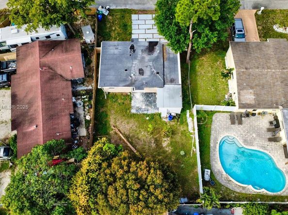 1240 SW 32nd Ave, Fort Lauderdale FL 33312