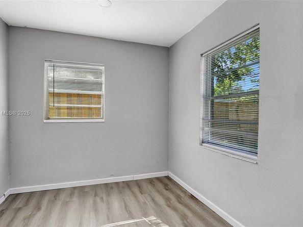 1240 SW 32nd Ave, Fort Lauderdale FL 33312