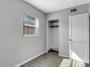 1240 SW 32nd Ave, Fort Lauderdale FL 33312