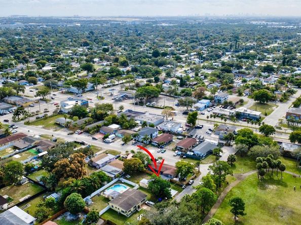 1240 SW 32nd Ave, Fort Lauderdale FL 33312