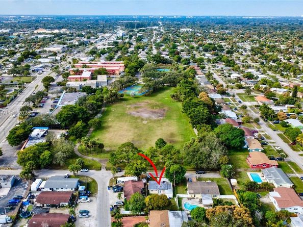 1240 SW 32nd Ave, Fort Lauderdale FL 33312