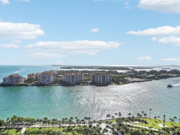 300 S Pointe Dr 3502, Miami Beach FL 33139