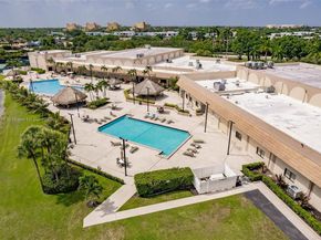 23 Simonton Cir, Weston FL 33326