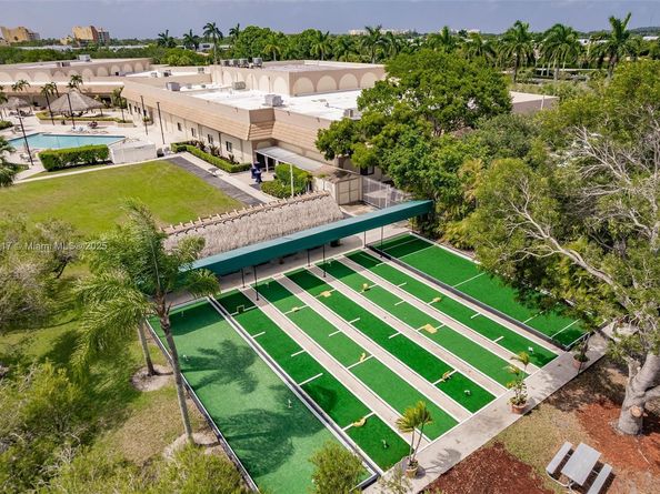 23 Simonton Cir, Weston FL 33326