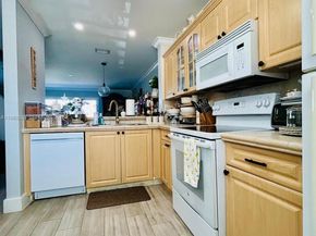 17617 SW 140th Ct, Miami FL 33177