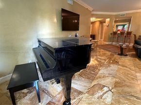3700 Island Blvd C203, Aventura FL 33160