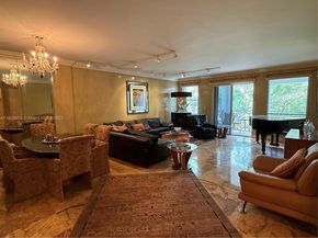 3700 Island Blvd C203, Aventura FL 33160