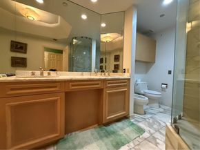 3700 Island Blvd C203, Aventura FL 33160