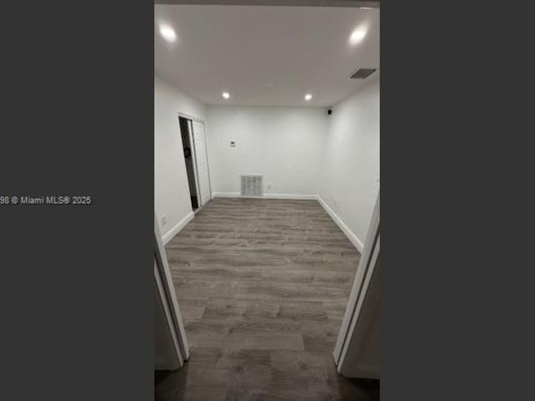 7321 Allen Dr, Hollywood FL 33024