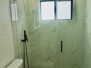 7321 Allen Dr, Hollywood FL 33024