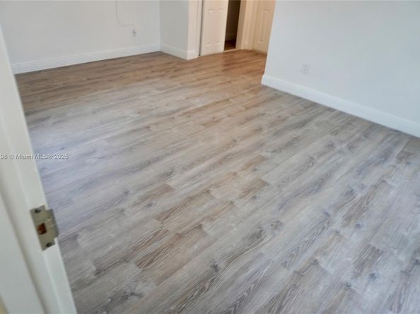 7321 Allen Dr, Hollywood FL 33024