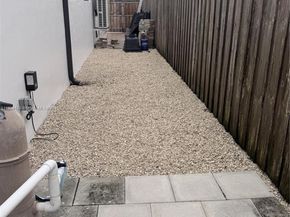 7321 Allen Dr, Hollywood FL 33024