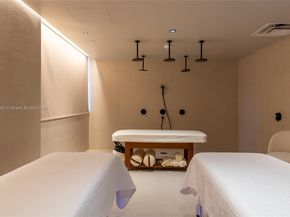 159 NE 6th St 3209, Miami FL 33132