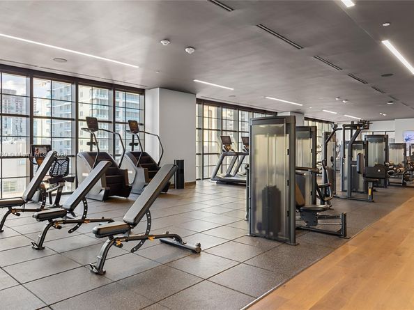 159 NE 6th St 3209, Miami FL 33132