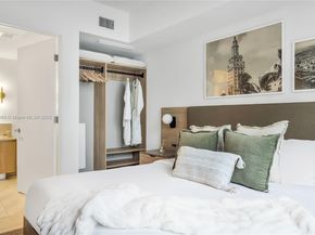 159 NE 6th St 3209, Miami FL 33132