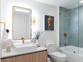 159 NE 6th St 3209, Miami FL 33132