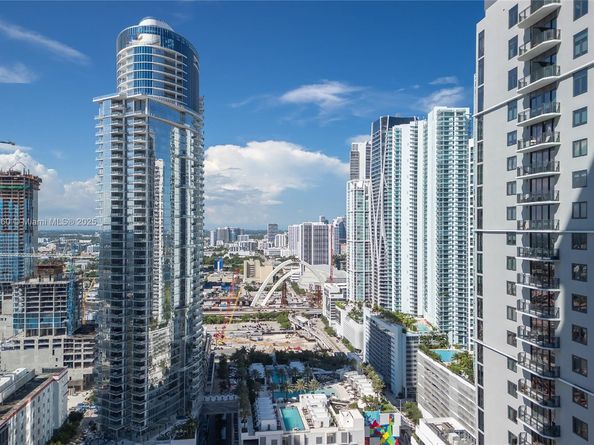 159 NE 6th St 3209, Miami FL 33132