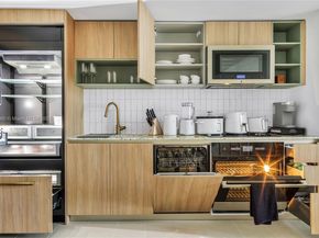 159 NE 6th St 3209, Miami FL 33132