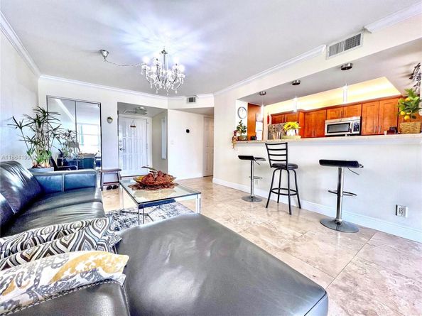 200 Leslie Dr 1122, Hallandale Beach FL 33009