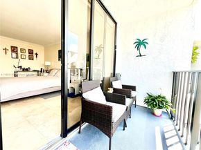 200 Leslie Dr 1122, Hallandale Beach FL 33009