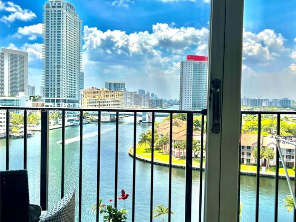 200 Leslie Dr 1122, Hallandale Beach FL 33009