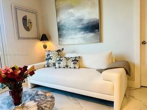 1740 NW N River Dr 626, Miami FL 33125